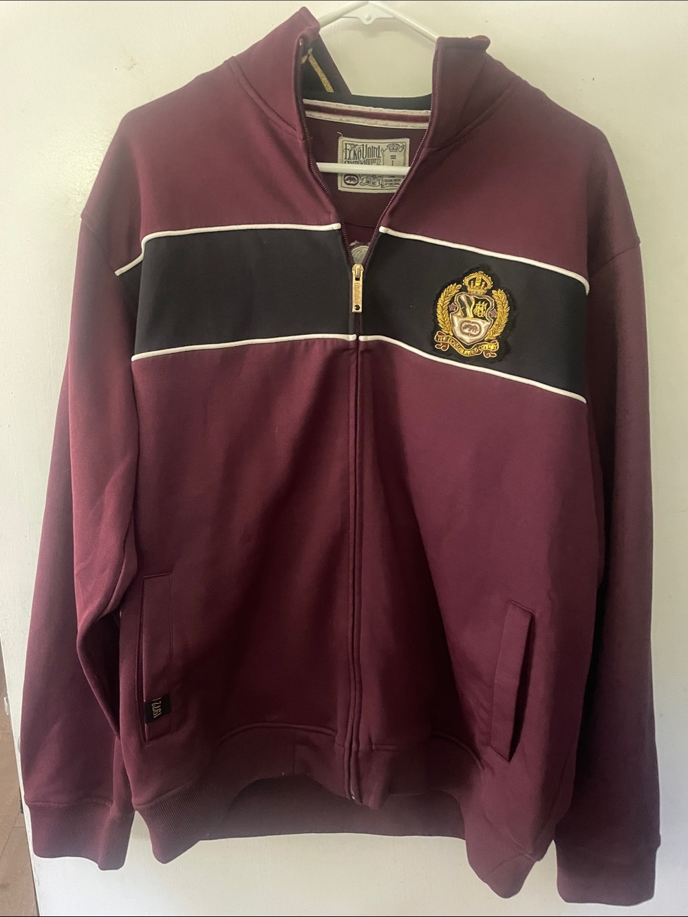 Ecko Unlimited Maroon Crewneck with Gold Crest Graphic 24 w x 27l